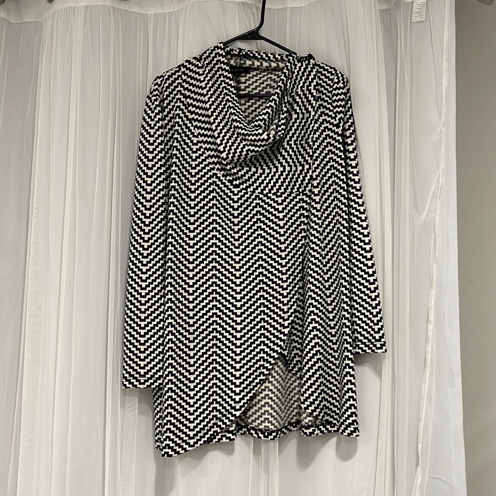 Wrap Black and White Classy Top